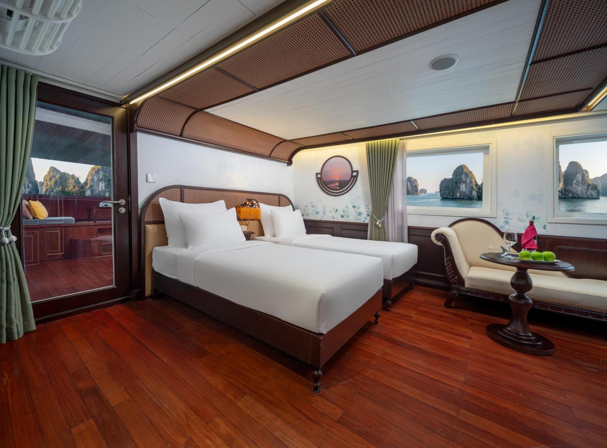 Signature Royal Halong Cruise Hạ Long Extérieur photo