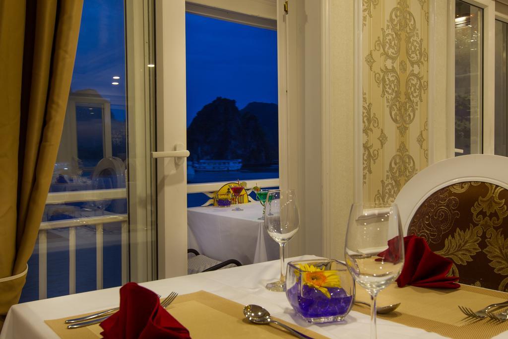 Signature Royal Halong Cruise Hạ Long Extérieur photo