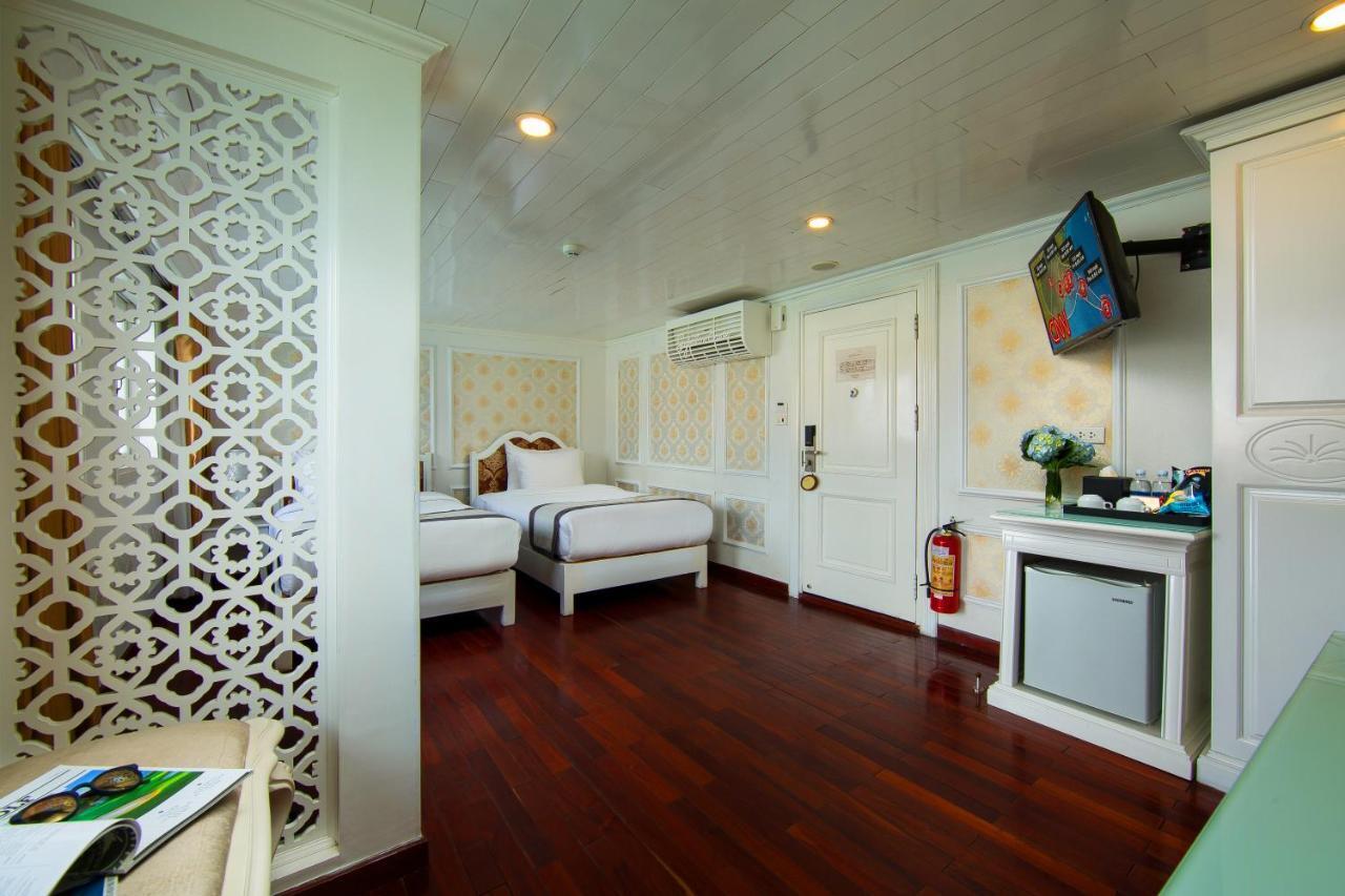 Signature Royal Halong Cruise Hạ Long Extérieur photo