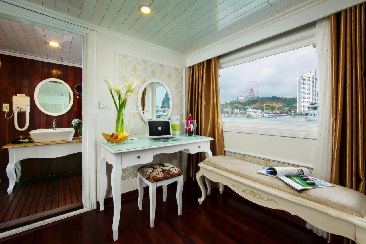 Signature Royal Halong Cruise Hạ Long Extérieur photo